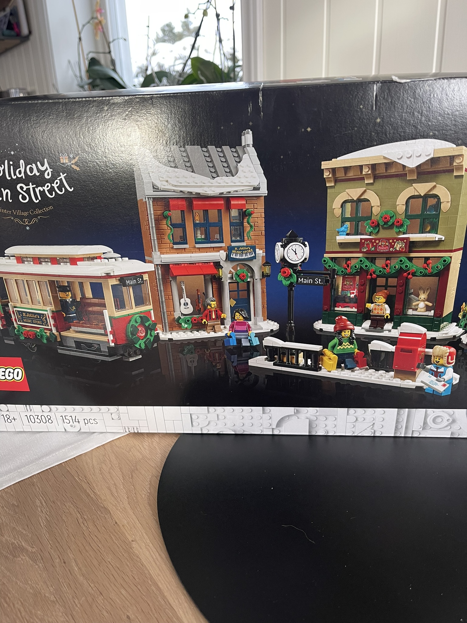 Lego - Holiday street